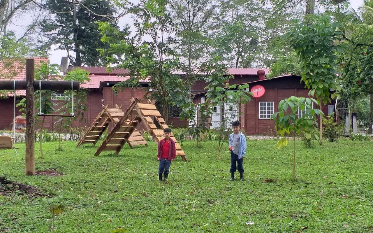 Eco Hotel Lachua Cobán Buitenkant foto