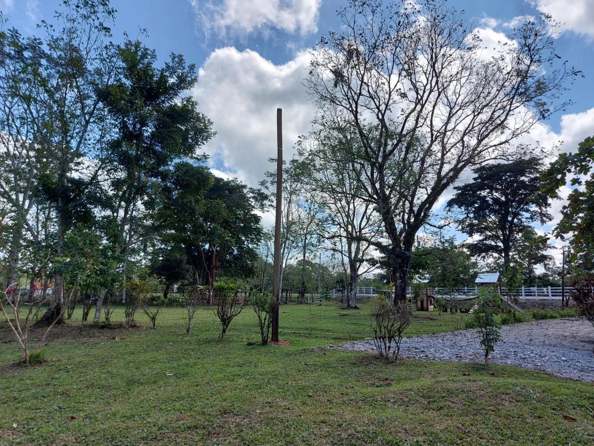 Eco Hotel Lachua Cobán Buitenkant foto